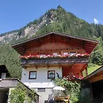 아파트 Wandegg Im Bergsteigerdorf Ginzling *